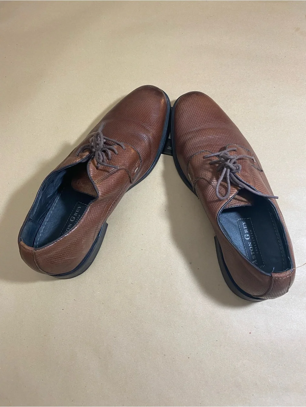 Easton Men's Brown Leather Lace-Up Derby Shoes